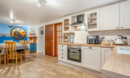 4 Bed in Whitby