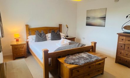 2 Bed in Mumbles 7