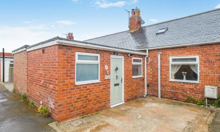 4 Bed in Port Mulgrave 5