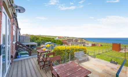 4 Bed in Port Mulgrave 4