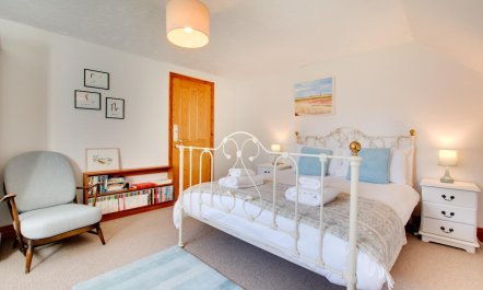 4 Bed in South Walsham 8