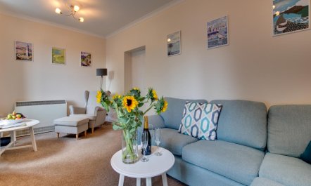 2 Bed in St. Levan 4