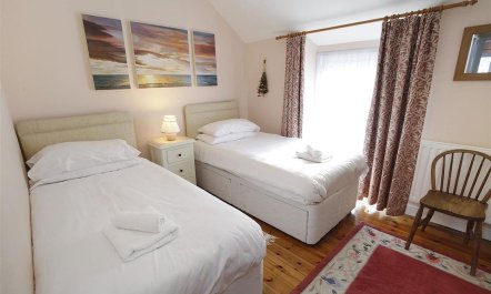 2 Bed in Mumbles 8