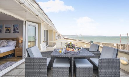 2 Bed in Torcross 7