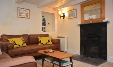 2 Bed in Helford 3