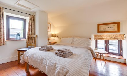 1 Bed in Reynoldston 3