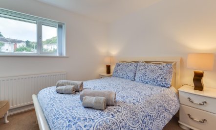 3 Bed in Borth-y-Gest 9
