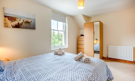 2 Bed in Swanage 8