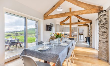 3 Bed in Llanegryn 2