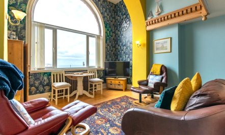 2 Bed in Whitby