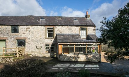 3 Bed in Grange Mill 9