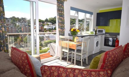 2 Bed in Teignmouth 4