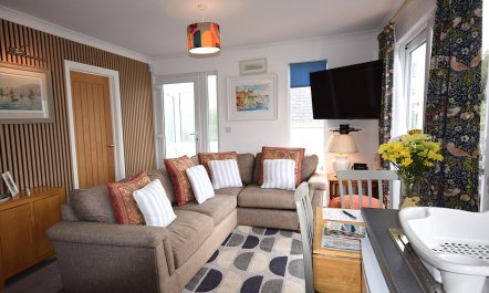 2 Bed in Teignmouth 1