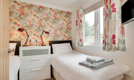 2 Bed in Teignmouth 6