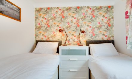 2 Bed in Teignmouth 7