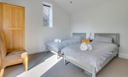 2 Bed in Sotherton 7