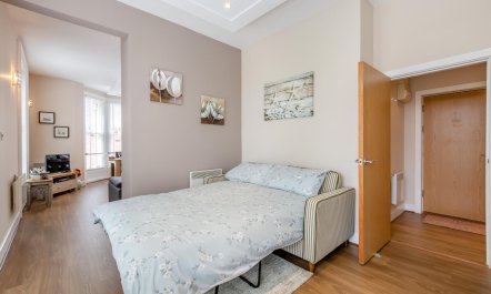 1 Bed in Scarborough 9