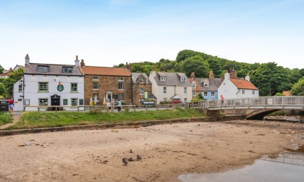 3 Bed in Sandsend 2