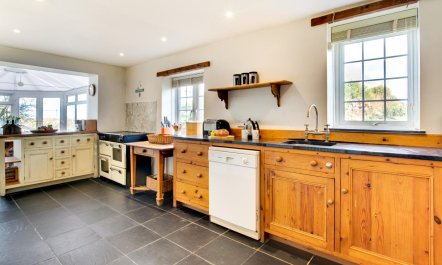 4 Bed in St. Issey 4