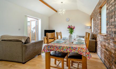 2 Bed in Gower 3
