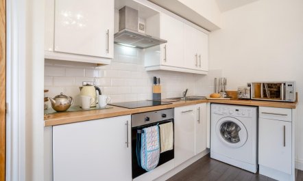 2 Bed in Gower 7