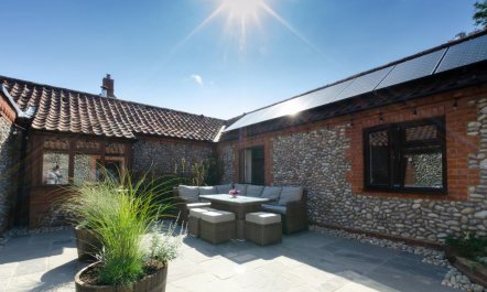 5 Bed in Salthouse 5