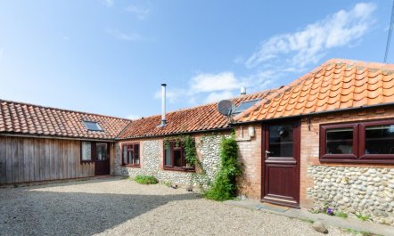 5 Bed in Salthouse 3