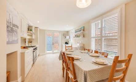 4 Bed in Southwold 4