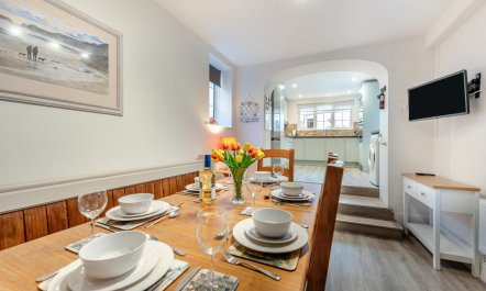 4 Bed in Saundersfoot 1