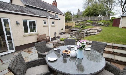 2 Bed in Llanmadoc 4