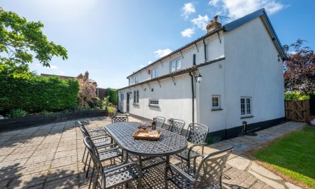 4 Bed in Great Plumstead 4
