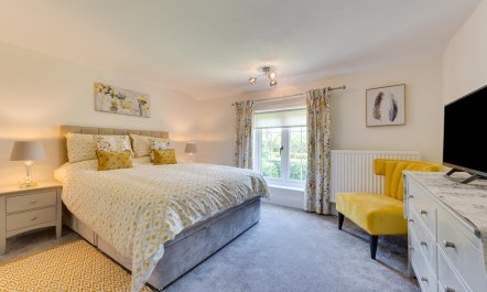 4 Bed in Great Plumstead 4