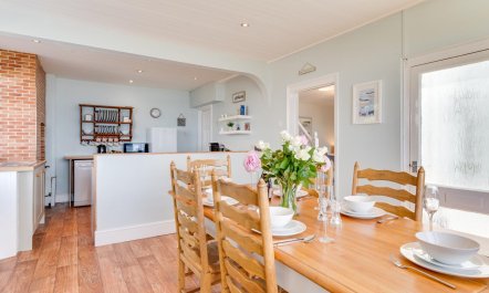 3 Bed in Praa Sands 5