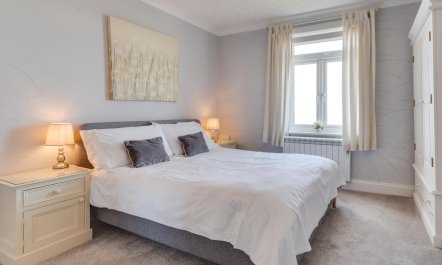 3 Bed in Praa Sands 9