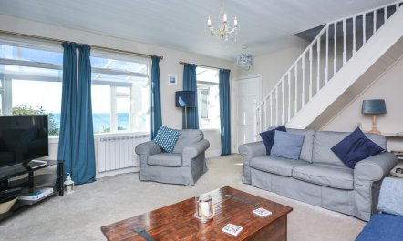 3 Bed in Praa Sands 2
