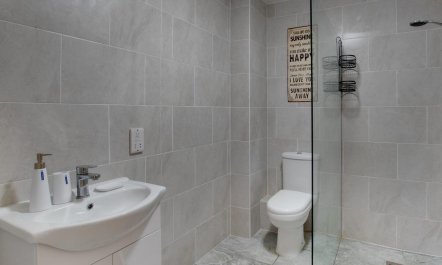 1 Bed in Aberystwyth 9