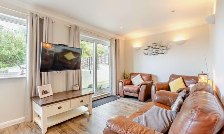 2 Bed in Putsborough 8