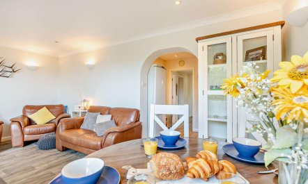 2 Bed in Putsborough 1