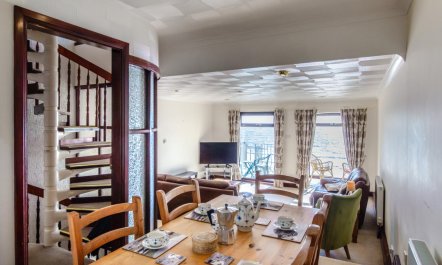 4 Bed in Saundersfoot 6