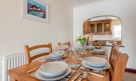 4 Bed in Saundersfoot 8