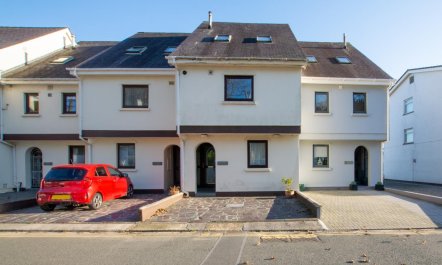 4 Bed in Saundersfoot 1