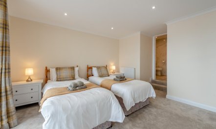 4 Bed in Saundersfoot 3