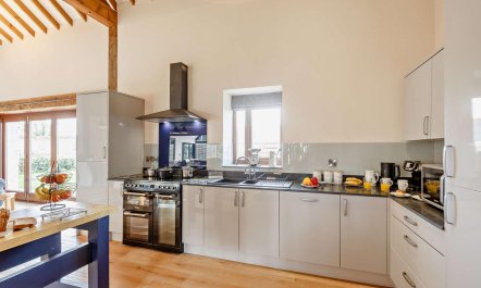 5 Bed in Menai Bridge 5