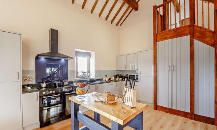 5 Bed in Menai Bridge 6