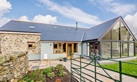 5 Bed in Menai Bridge