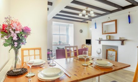 3 Bed in Aberdaron 2
