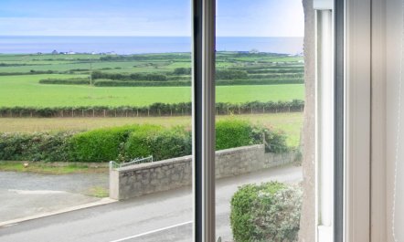 3 Bed in Aberdaron 6