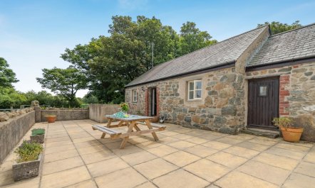 2 Bed in Trefin