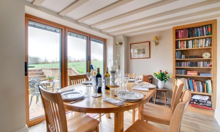 3 Bed in Lower Holbrook 3