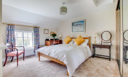 3 Bed in Lower Holbrook 6